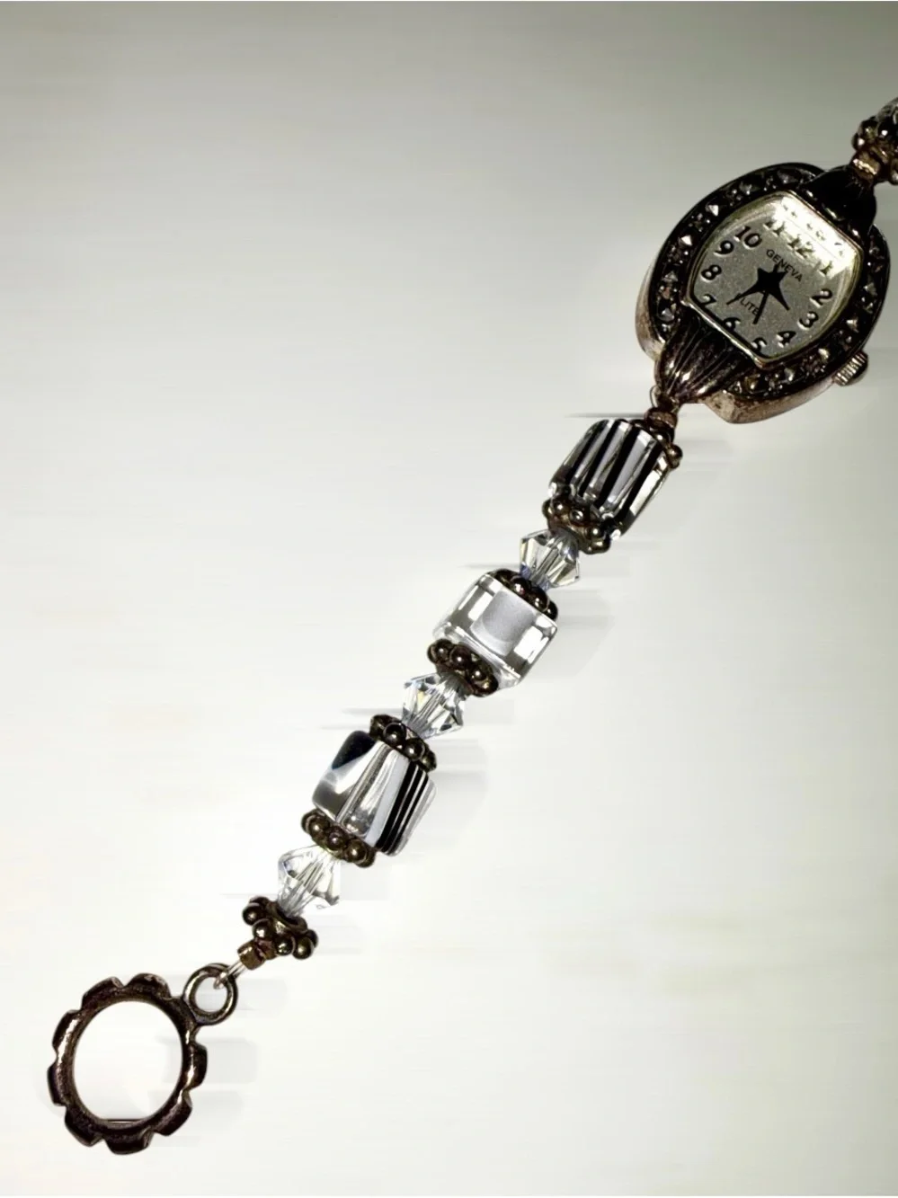 Vtg Geneva Elite #368 Women's Watch w/ Silver-tone Marcasite Bezel Bracelet Band